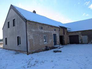 Haus 6 Eingang im Winter