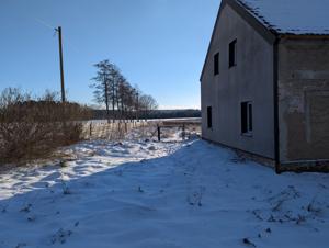 Haus 5 links vorbei geguckt