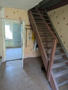 Haus 6 Treppe in die 1. Etage