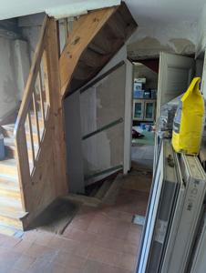 Im Hausflur Haus 5 Eingang Werkraum